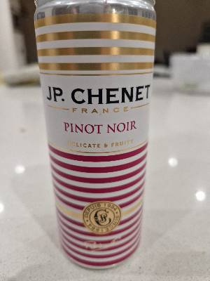 JP. Chenet Pinot Noir front label