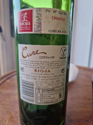 CVNE Cune back label